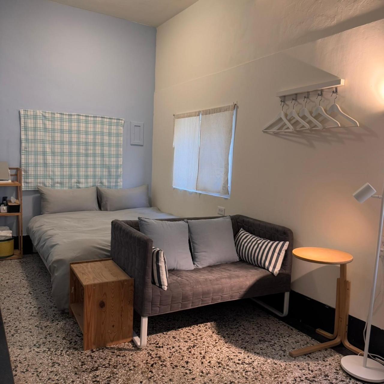 可以住canlive Apartment Tainan Luaran gambar