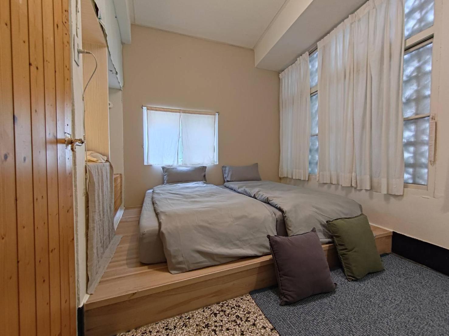 可以住canlive Apartment Tainan Luaran gambar