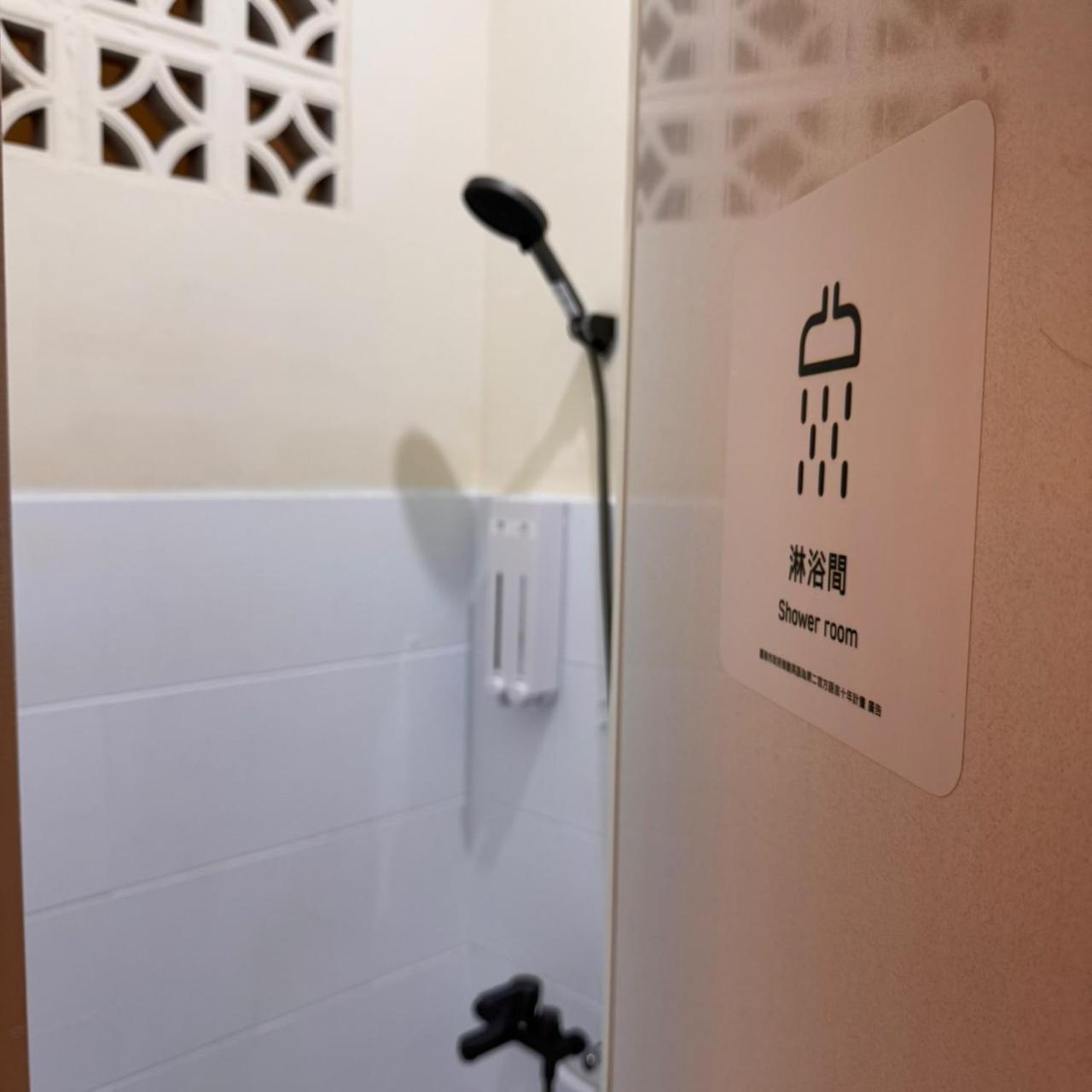 可以住canlive Tainan Luaran gambar